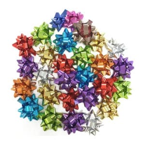 Hazır paket süsü ortalama 4x3 cm ebattadır ve yapışkanlıdır, 25 adetli pakette, düz muhtelif renklerdedir.